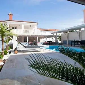 Kruna Grada , Trogir Kroatien
